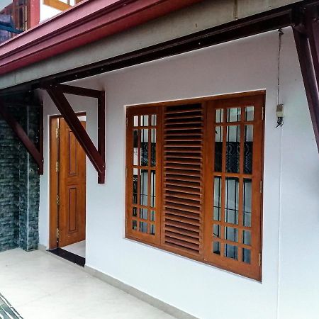 Hotel White House Ratnapura Εξωτερικό φωτογραφία