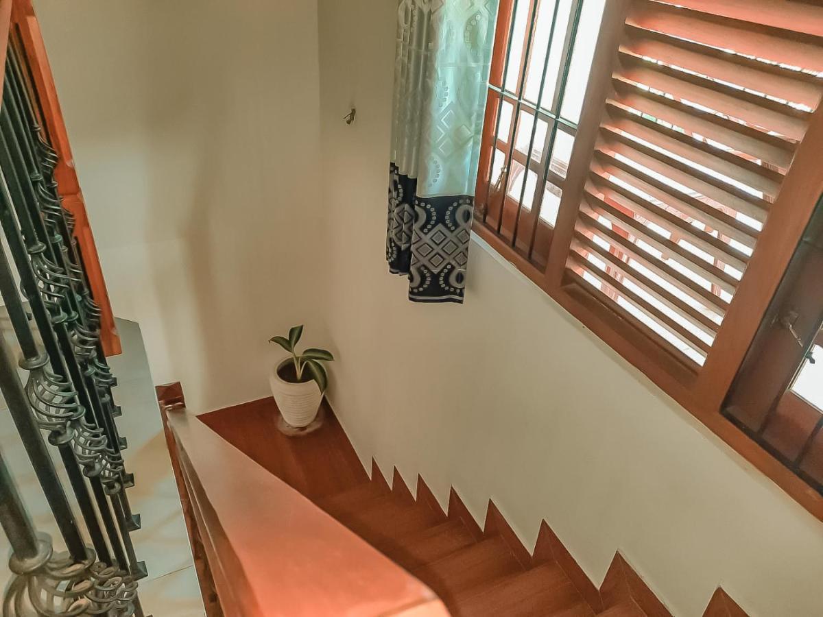 Hotel White House Ratnapura Εξωτερικό φωτογραφία