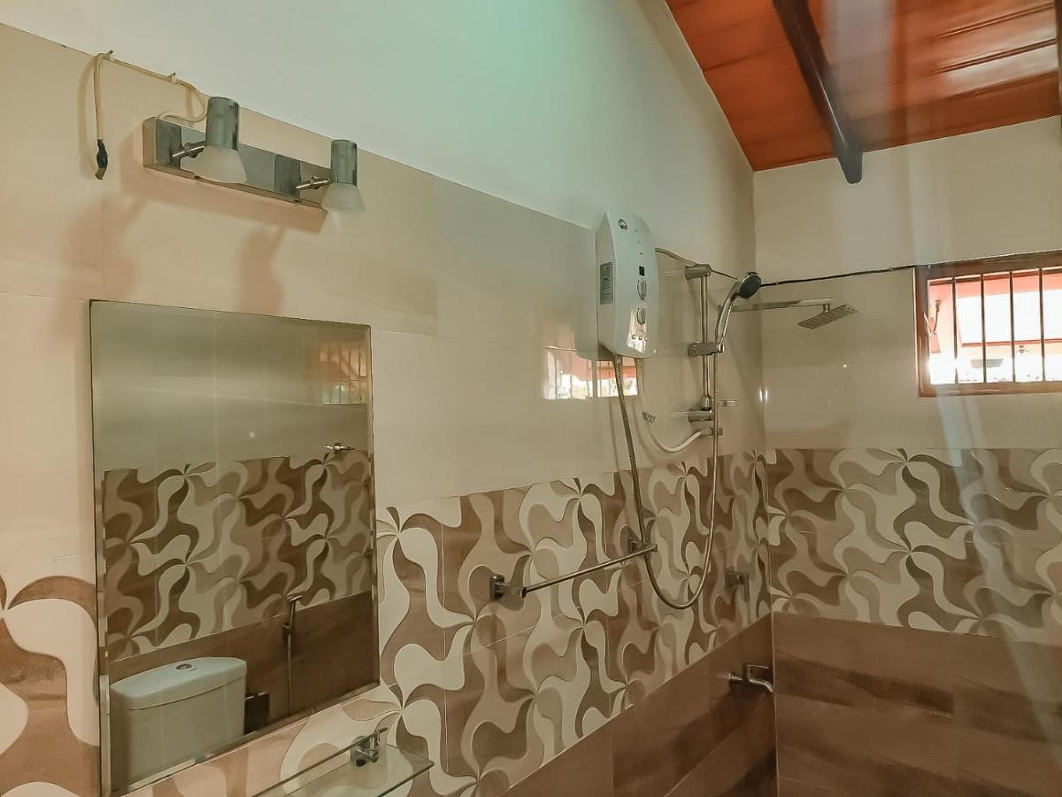 Hotel White House Ratnapura Εξωτερικό φωτογραφία