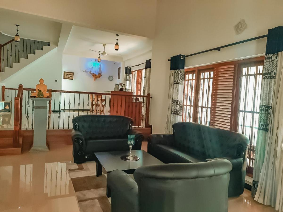 Hotel White House Ratnapura Εξωτερικό φωτογραφία