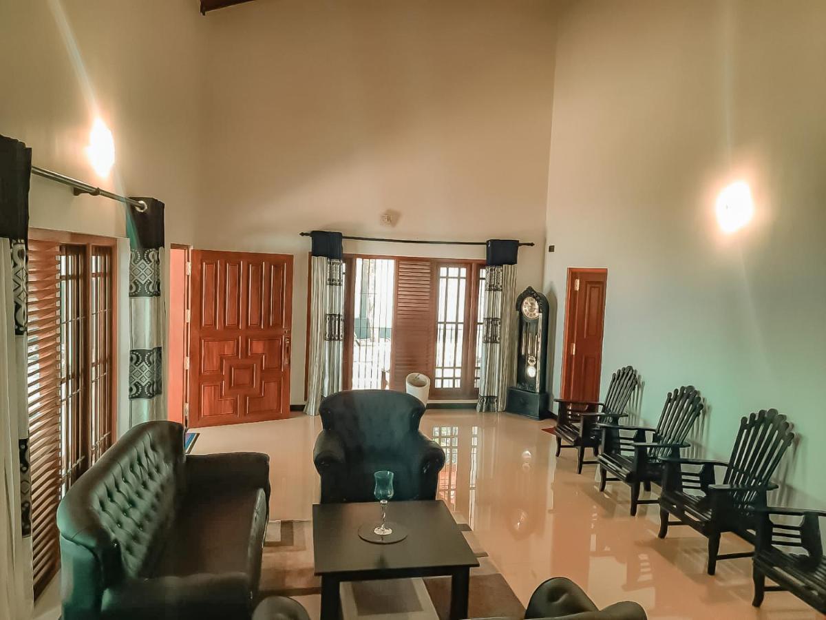 Hotel White House Ratnapura Εξωτερικό φωτογραφία