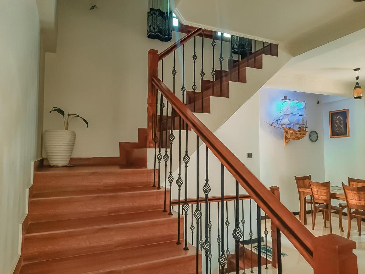 Hotel White House Ratnapura Εξωτερικό φωτογραφία