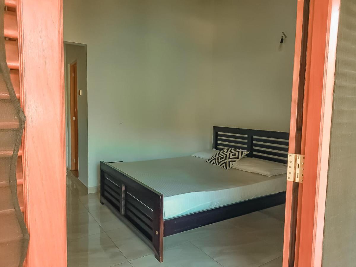Hotel White House Ratnapura Εξωτερικό φωτογραφία
