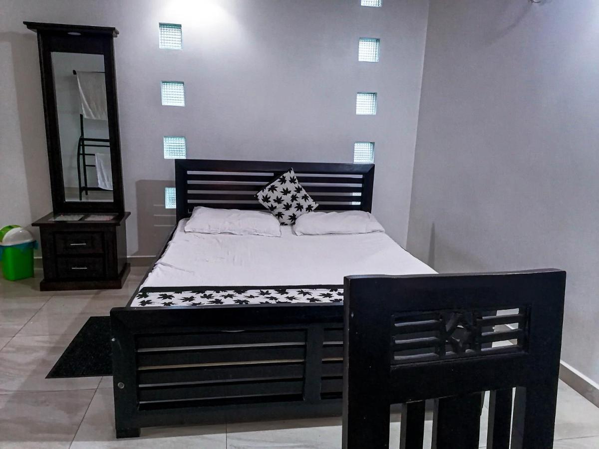 Hotel White House Ratnapura Εξωτερικό φωτογραφία