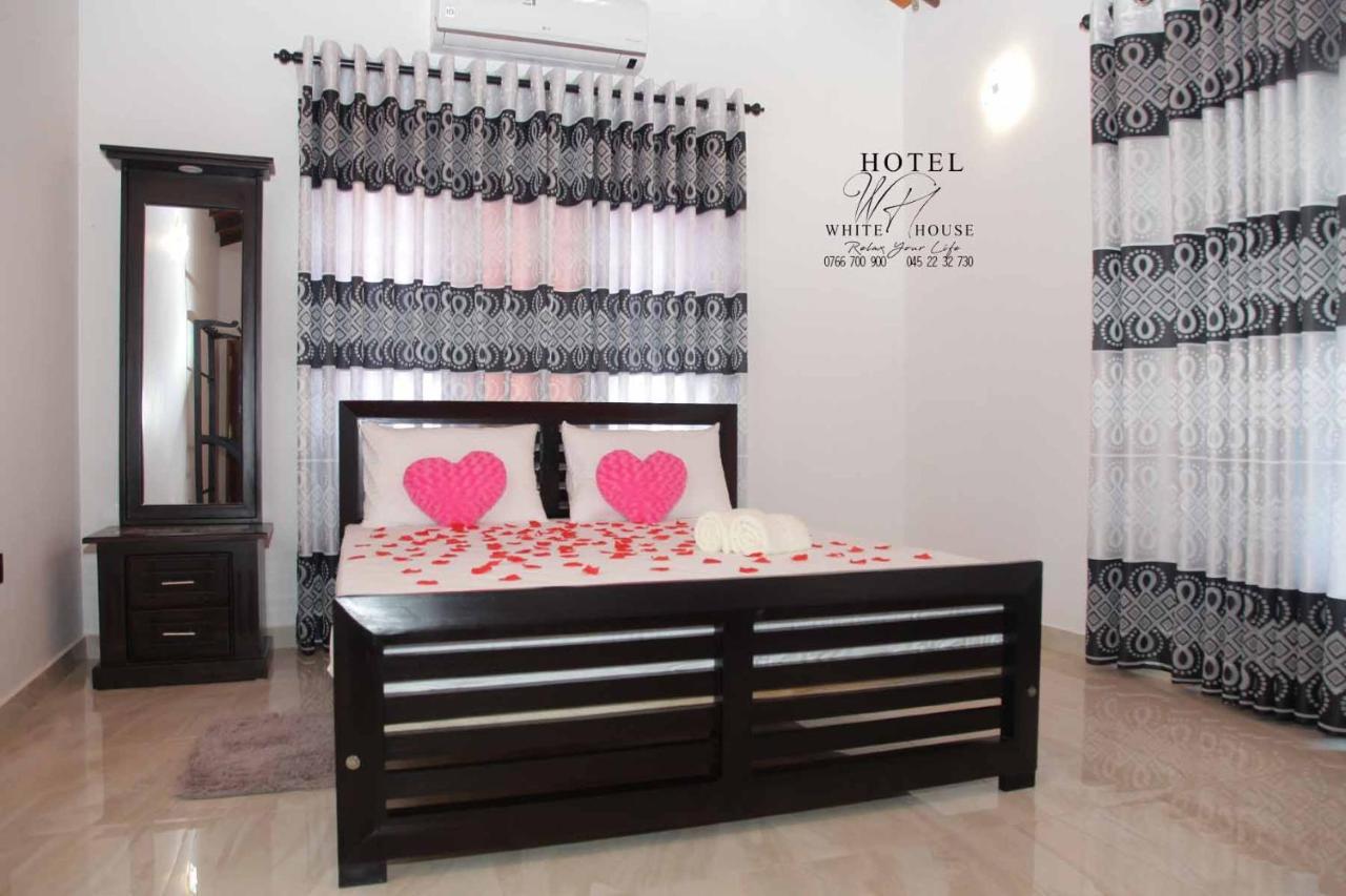 Hotel White House Ratnapura Εξωτερικό φωτογραφία