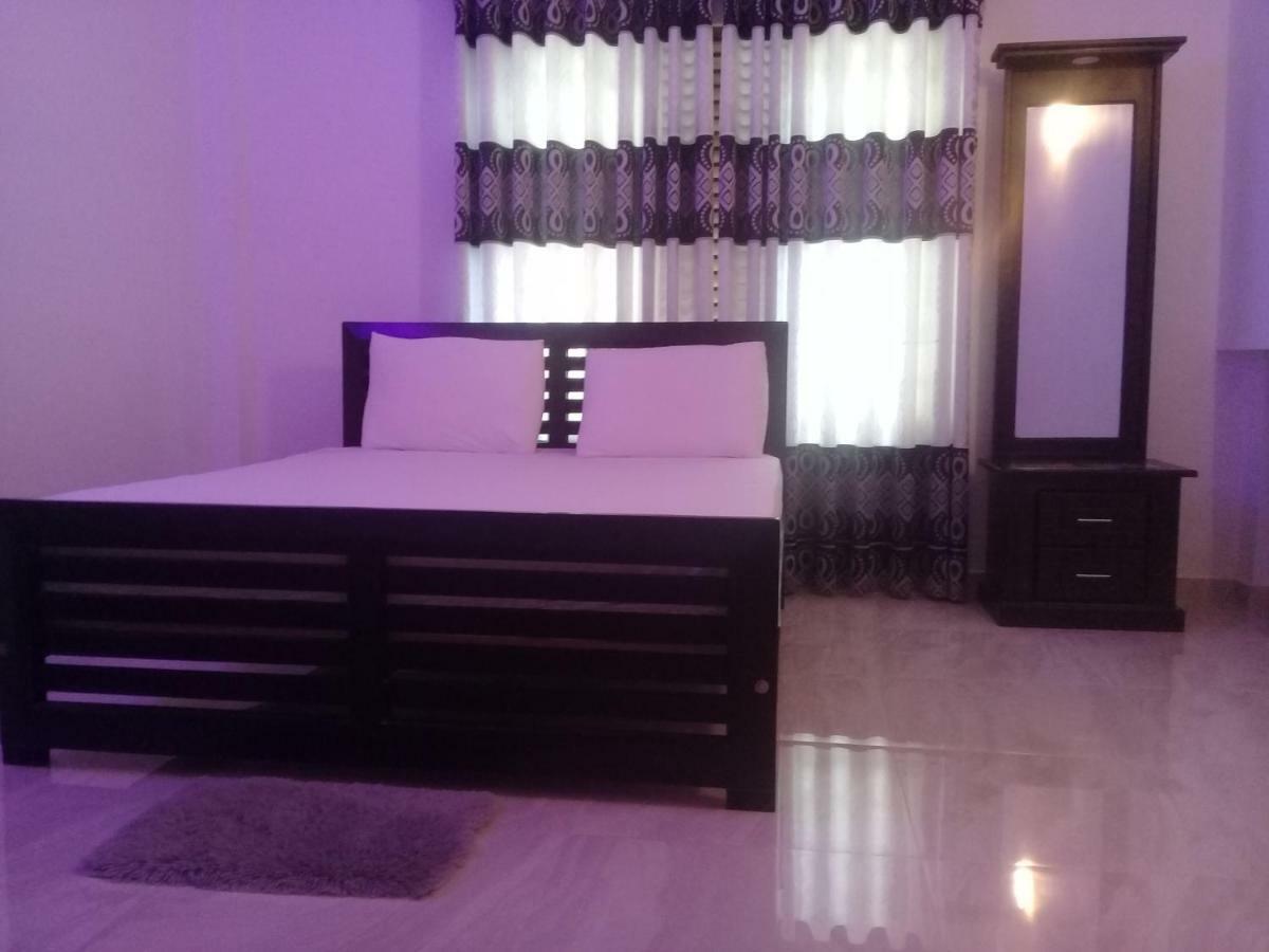 Hotel White House Ratnapura Εξωτερικό φωτογραφία