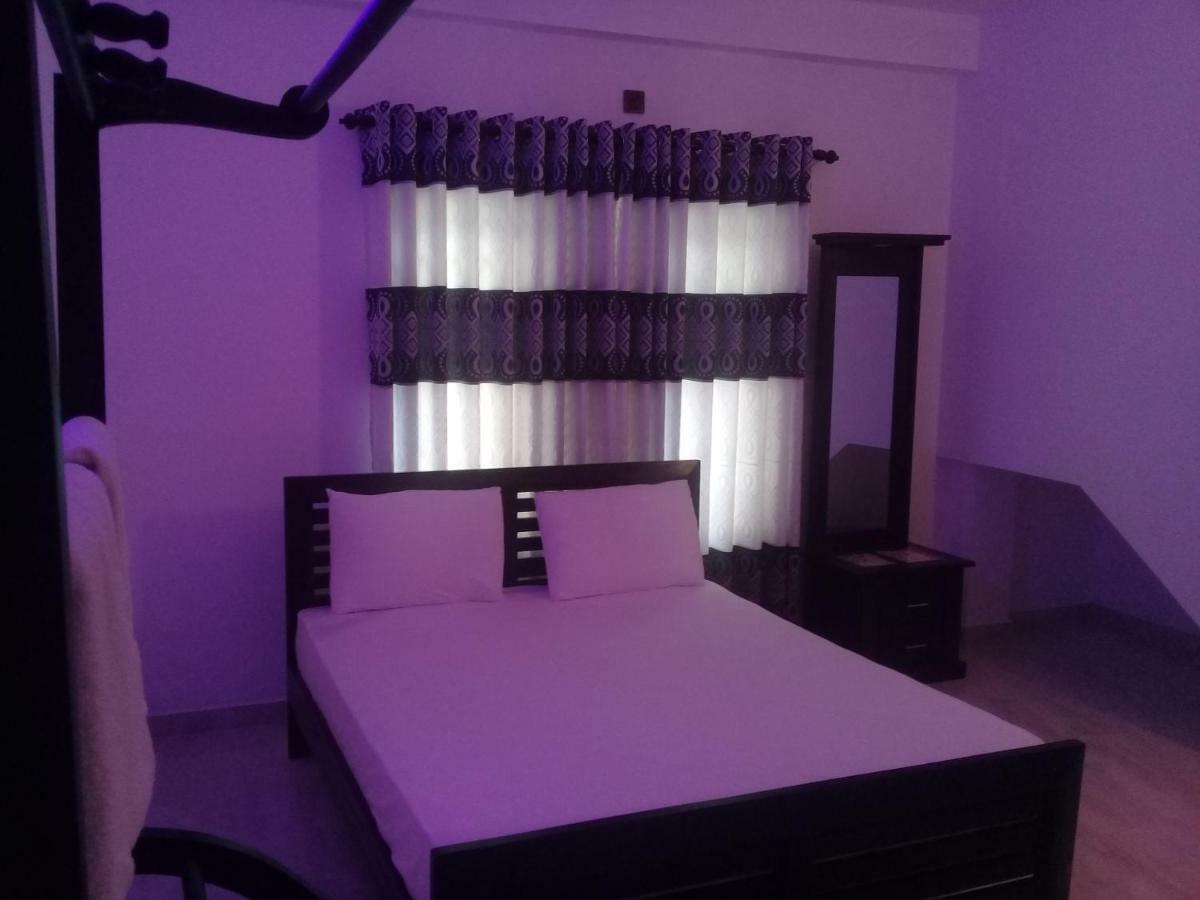 Hotel White House Ratnapura Εξωτερικό φωτογραφία